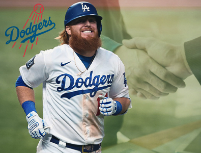 Los Angeles Dodgers Sign Justin Turner to 2 Year $34 Million Contract
